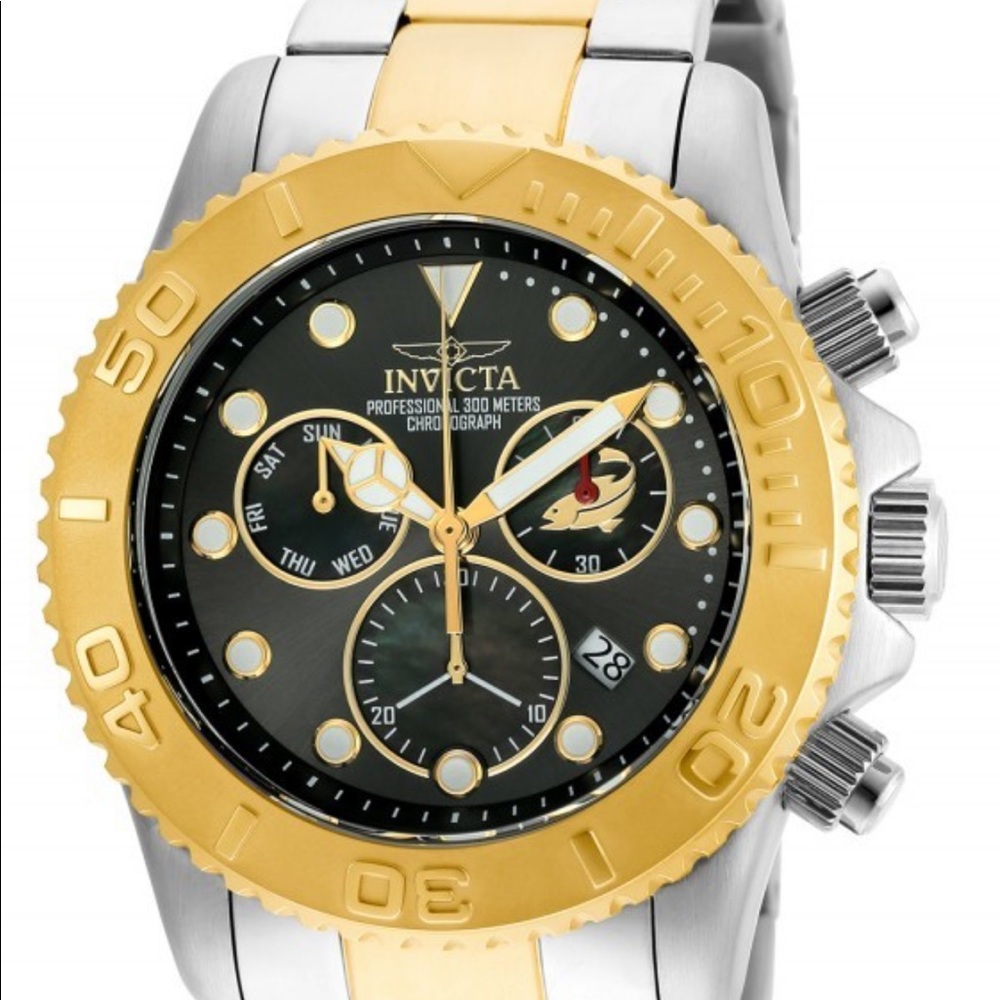 NWT INVICTA Pro Diver black chronograph Watch.